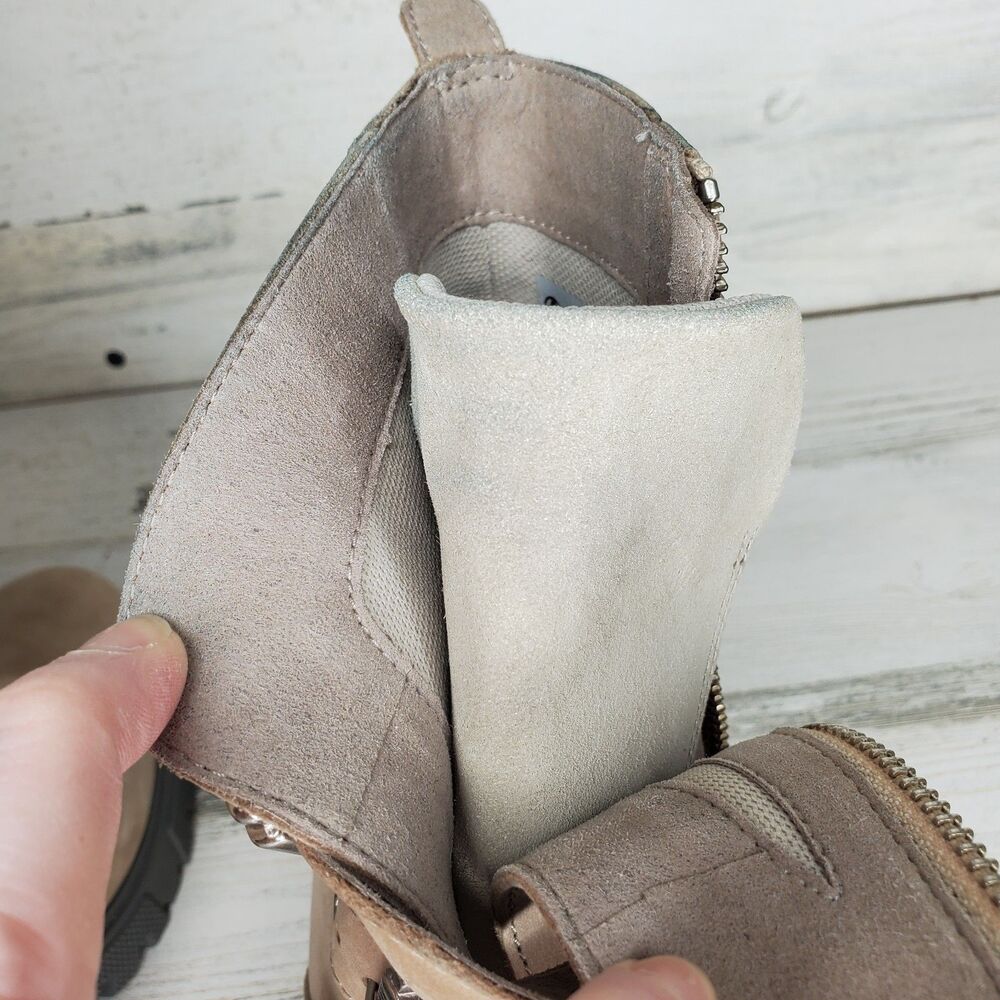 Timberland Women's Lana Point Boot Buckled Light Taupe Nubuck A5MPR Size 9.5 - Picture 14 of 16